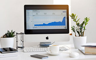 💄宽脸型女生扎头发技巧5种高颅顶发型+3大避雷指南，显脸小一绝！